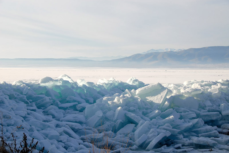 UtahLakeIce1088.jpg